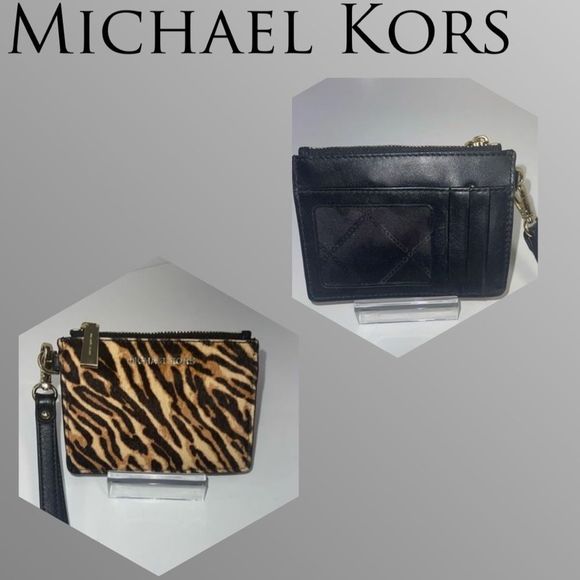 Michael Kors Handbags - Michael Kors Card Case Keychain Wristlet